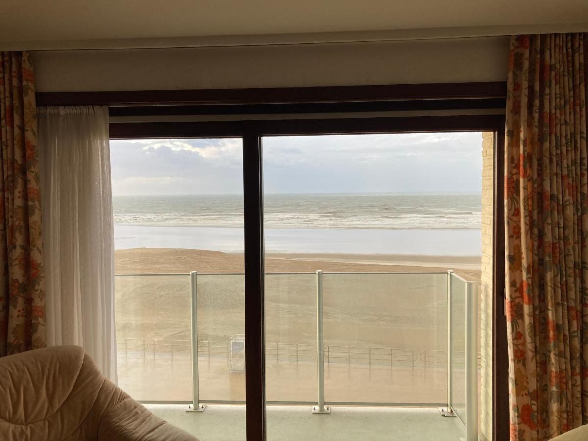 Seagull, Ruim En Volledig Vernieuwd Appartement Met Zeezicht In Westende Middelkerke Dış mekan fotoğraf